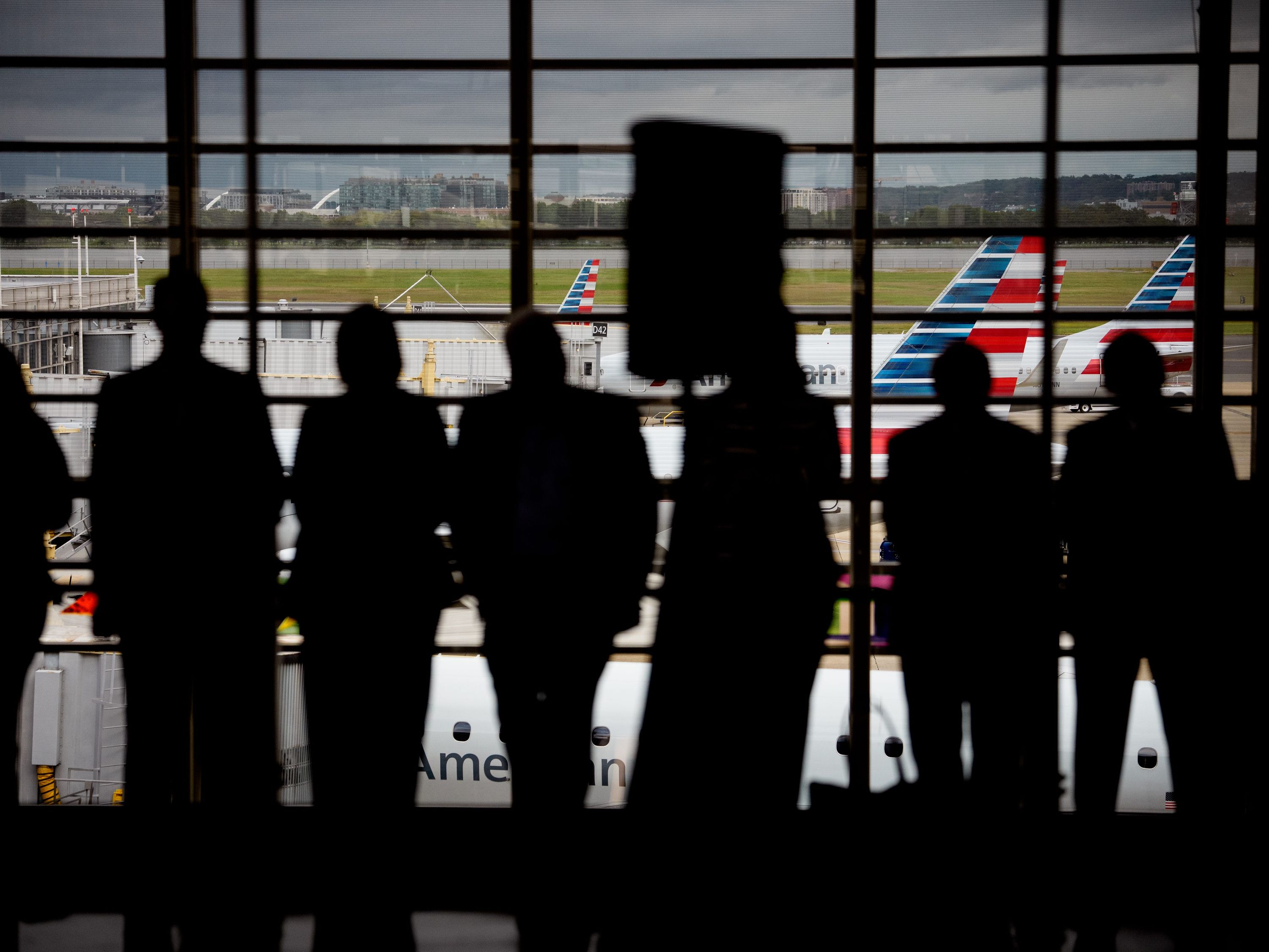 Pilotos da American Airlines temem que Google exponha dados de segurança da Spirit