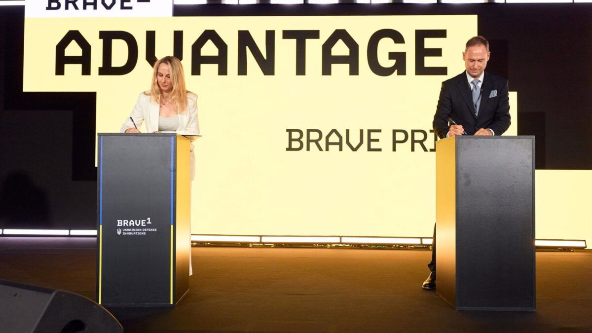 Airbus firma parceria inédita com plataforma ucraniana Brave1 para acelerar tecnologia militar