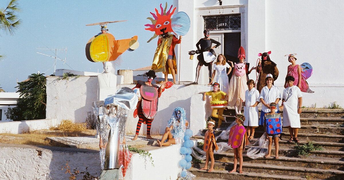 Leda Papaconstantinou: a artista que fez Spetses virar palco
