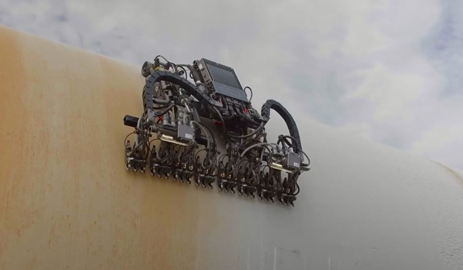 Gecko Robotics garante mais US$ 300 milhões da Marinha dos EUA