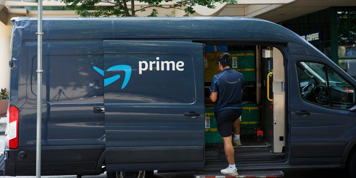 A aposta canadense da Amazon: crescimento sob fogo cruzado