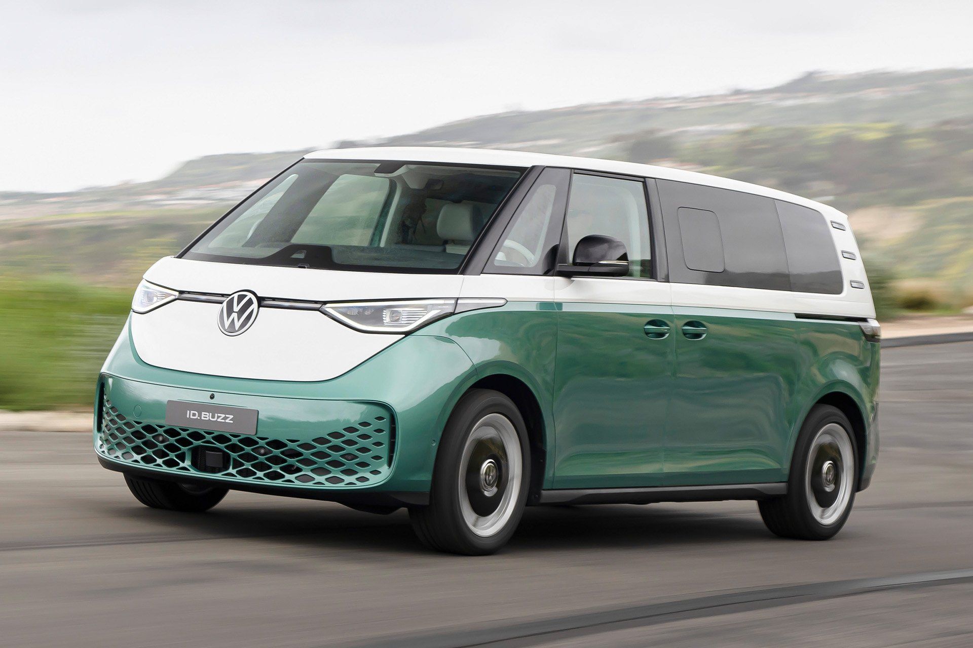 VW ID. Buzz: O elétrico que patina e adia chegada aos EUA para 2028