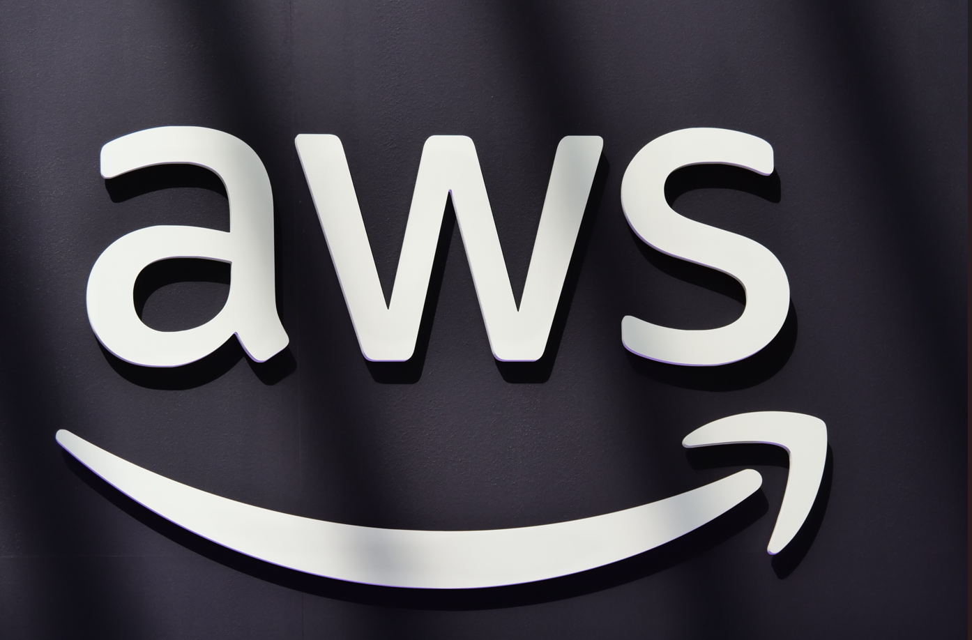 Amazon queima caixa por IA: até quando?