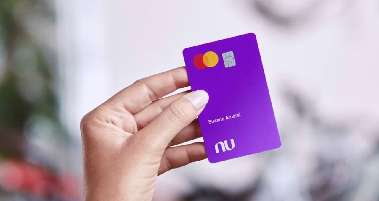 Nubank mira Monzo: aquisição de £10 bi assusta investidores