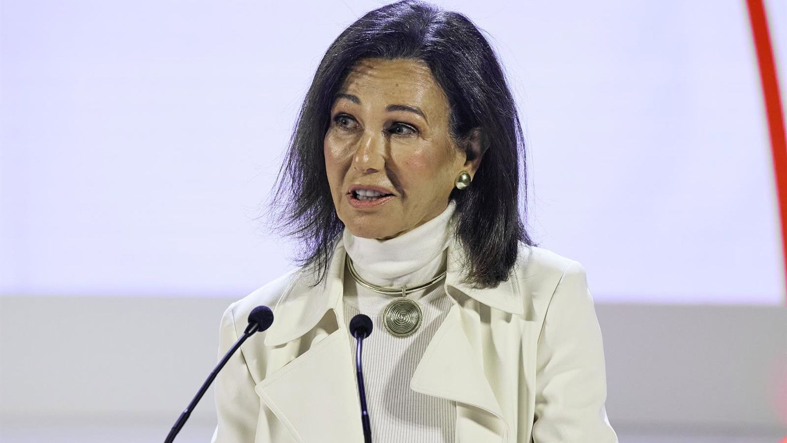 Santander mira EUA: Botín prioriza Webster, mas não fecha portas a novas compras