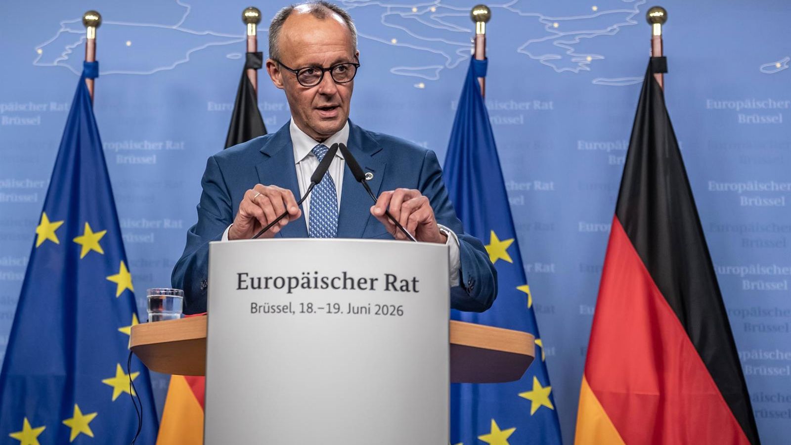 Friedrich Merz trava orçamento da UE e exige corte em proposta de 1,7 trilhão de euros