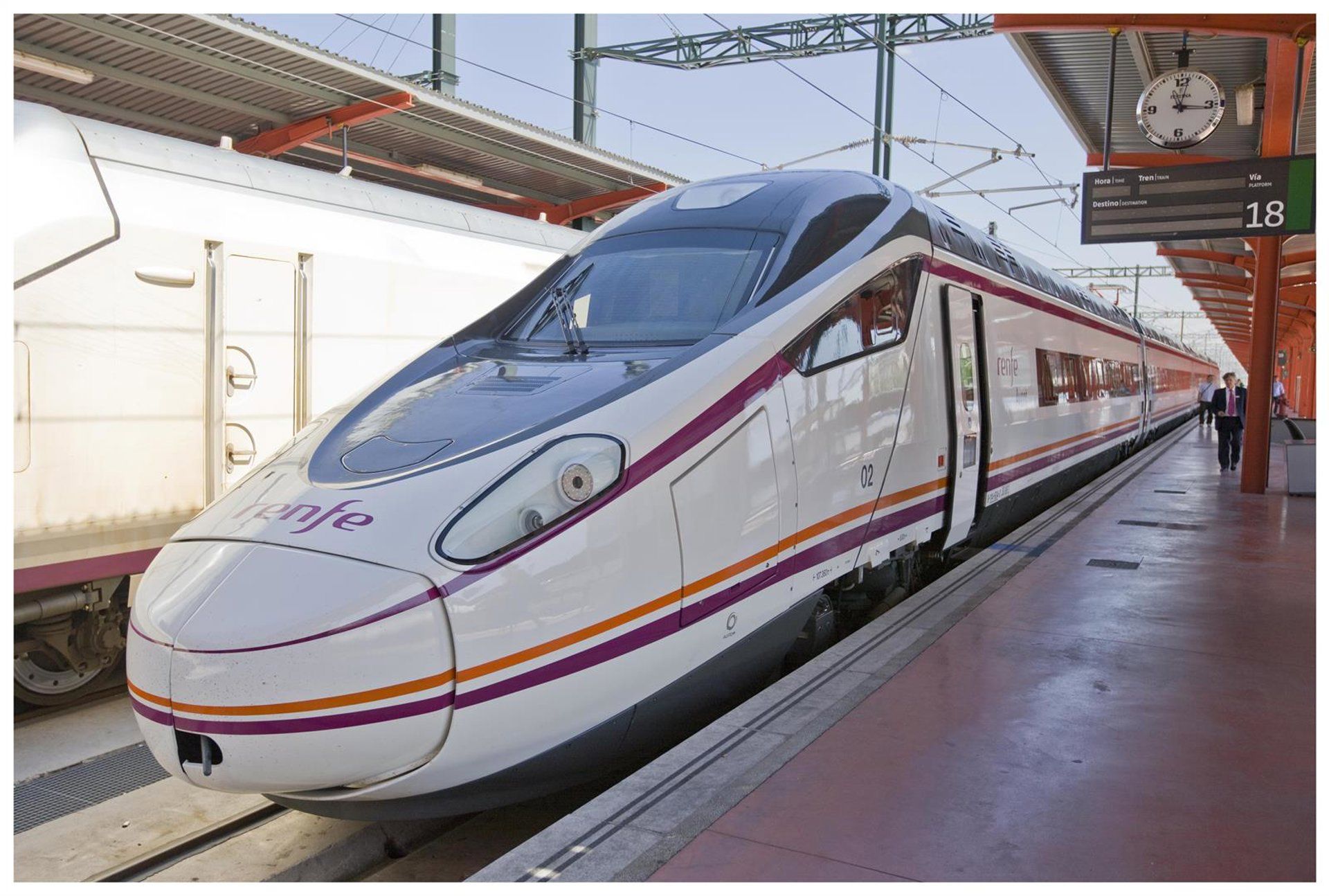 Renfe retoma trens entre Valência e Catalunha após chuvas