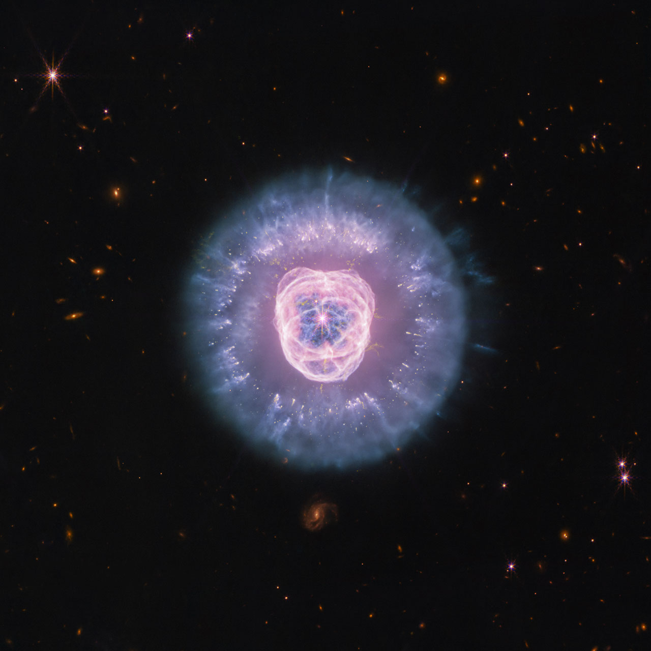 O Leão cósmico, em close-up: Webb disseca uma nebulosa