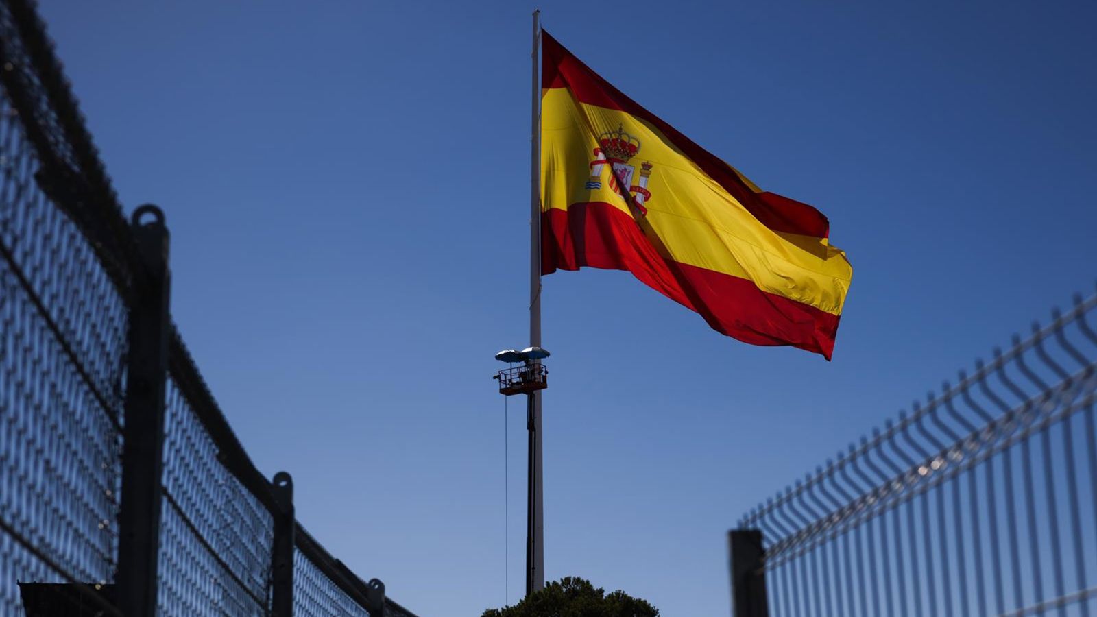 OCDE eleva projeção de PIB da Espanha, mas alerta para inflação em 3,7%