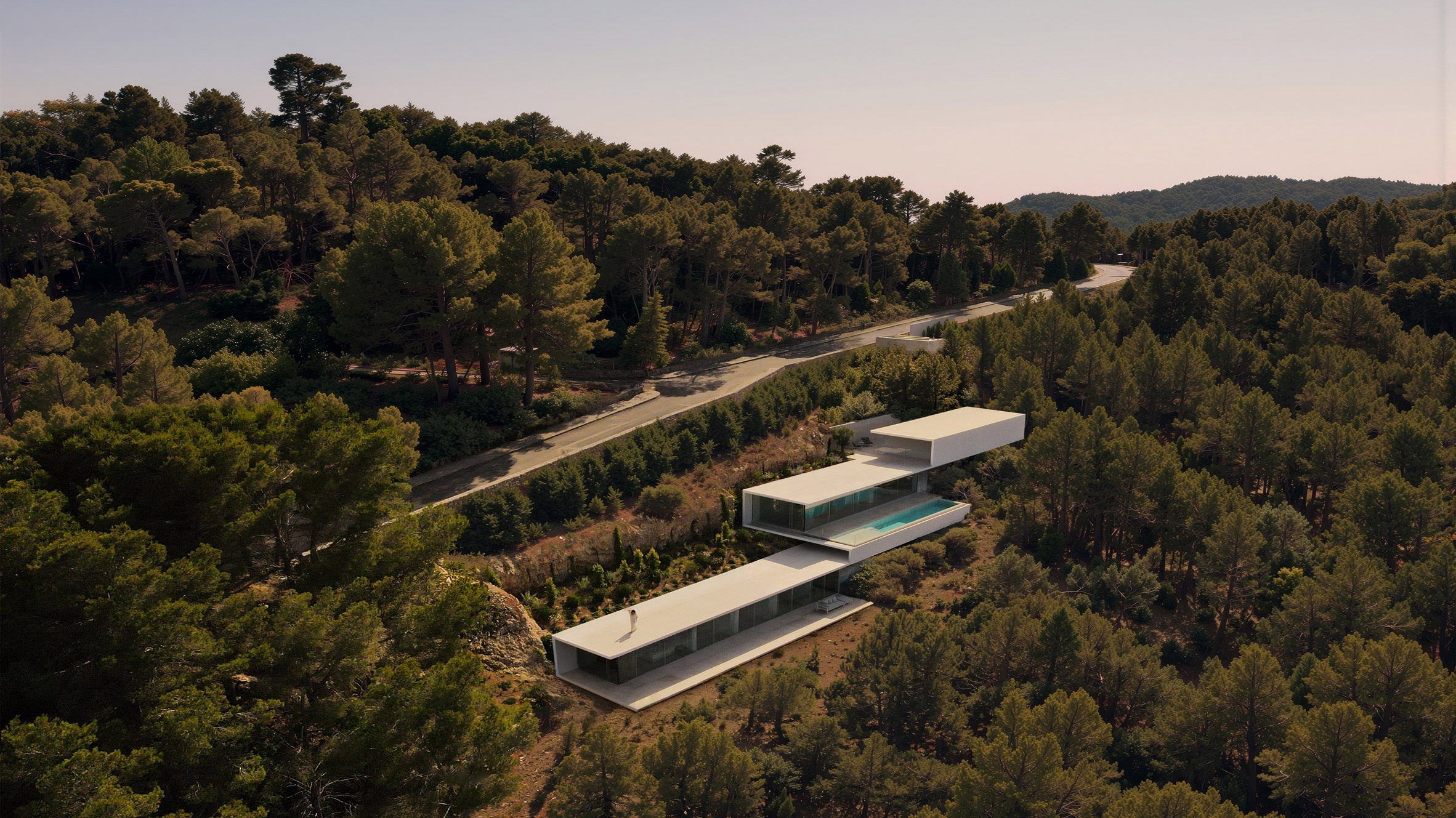 Concreto e paisagem: a geometria minimalista de Fran Silvestre em Ibiza