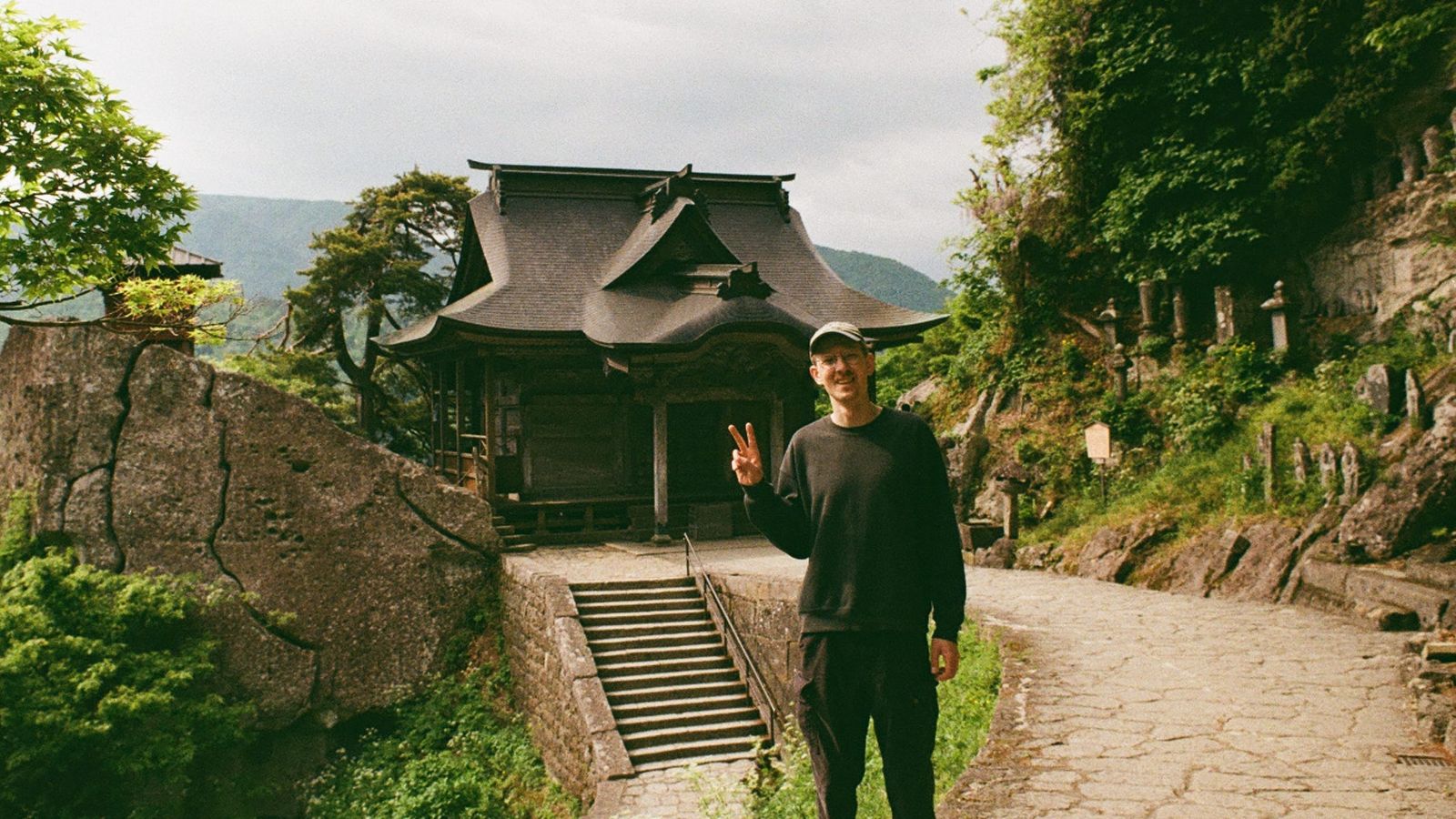Canadense compra casa no Japão por R$ 68 mil e aposta em experiência, não em lucro