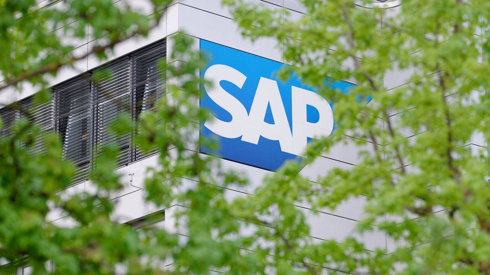SAP eleva lucro 12% com força da nuvem, mas software tradicional encolhe