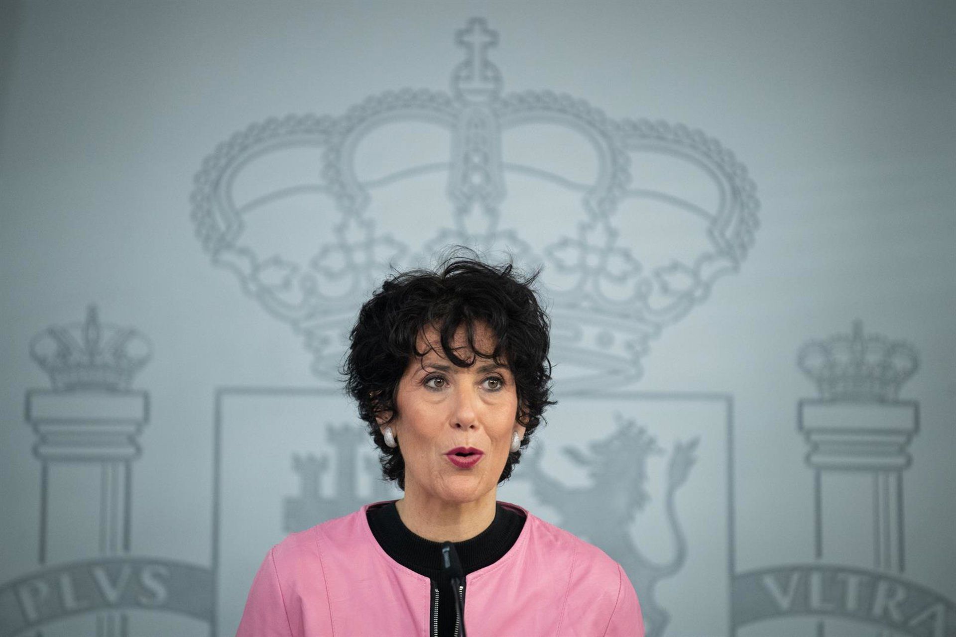 Elma Saiz: Fundo de pensões espanhol terá € 20 bilhões em 2026, em crítica à oposição