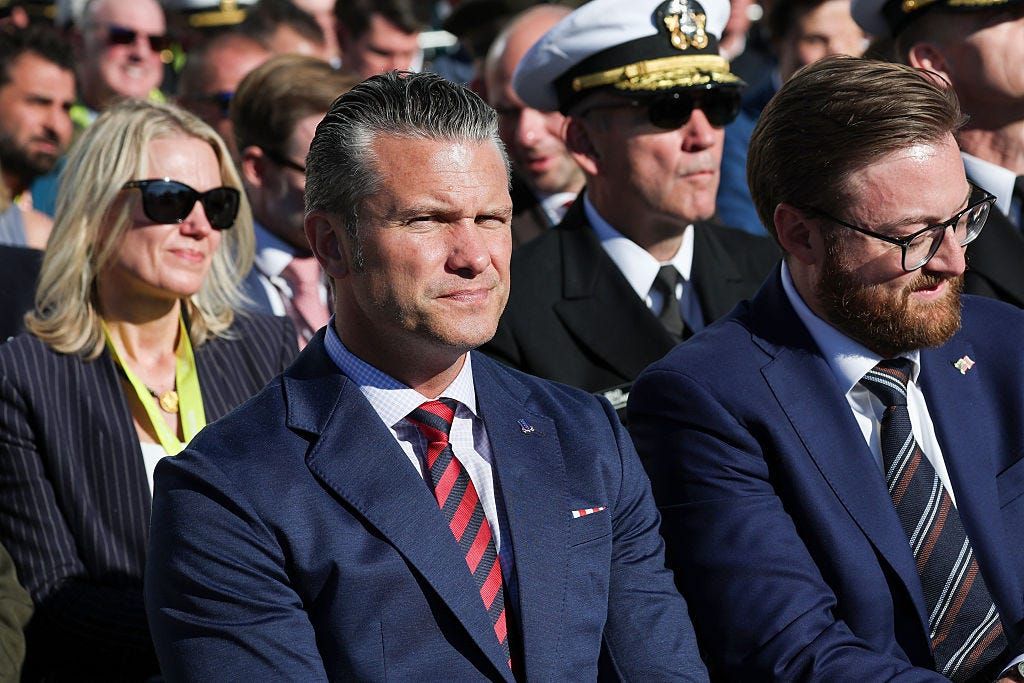Hegseth propõe transmitir execução de Nidal Hasan — e a mídia se choca