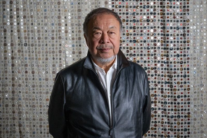 Ai Weiwei transforma cárcere em performance de 24 horas — e questiona o comércio global