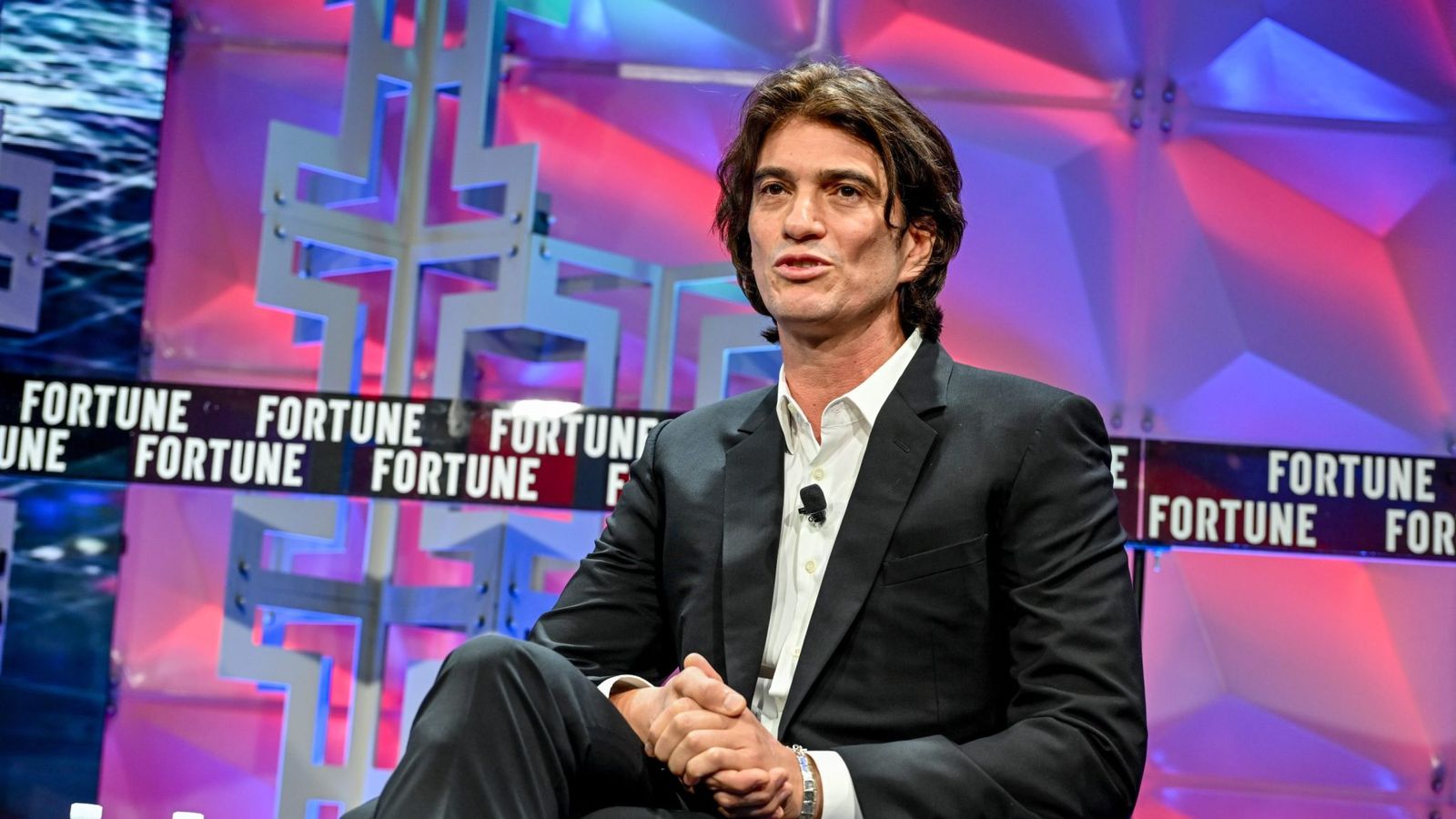 Neumann aponta ego e Son como gatilhos do colapso da WeWork