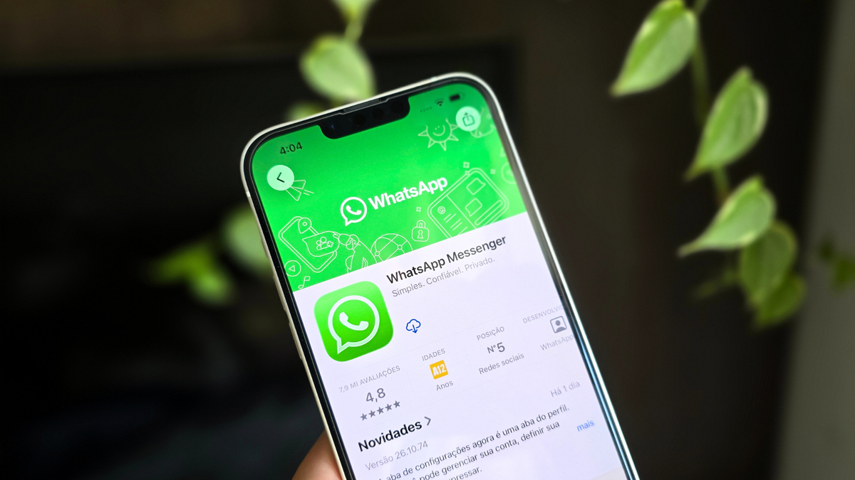 WhatsApp adota visual Liquid Glass e busca paridade entre iPhone e iPad