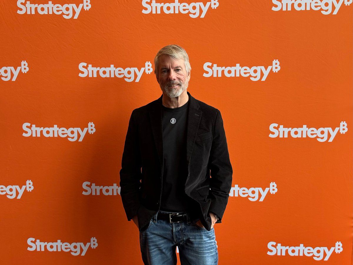 MicroStrategy amplia reserva de bitcoin e patrimônio total ultrapassa US$ 54 bilhões