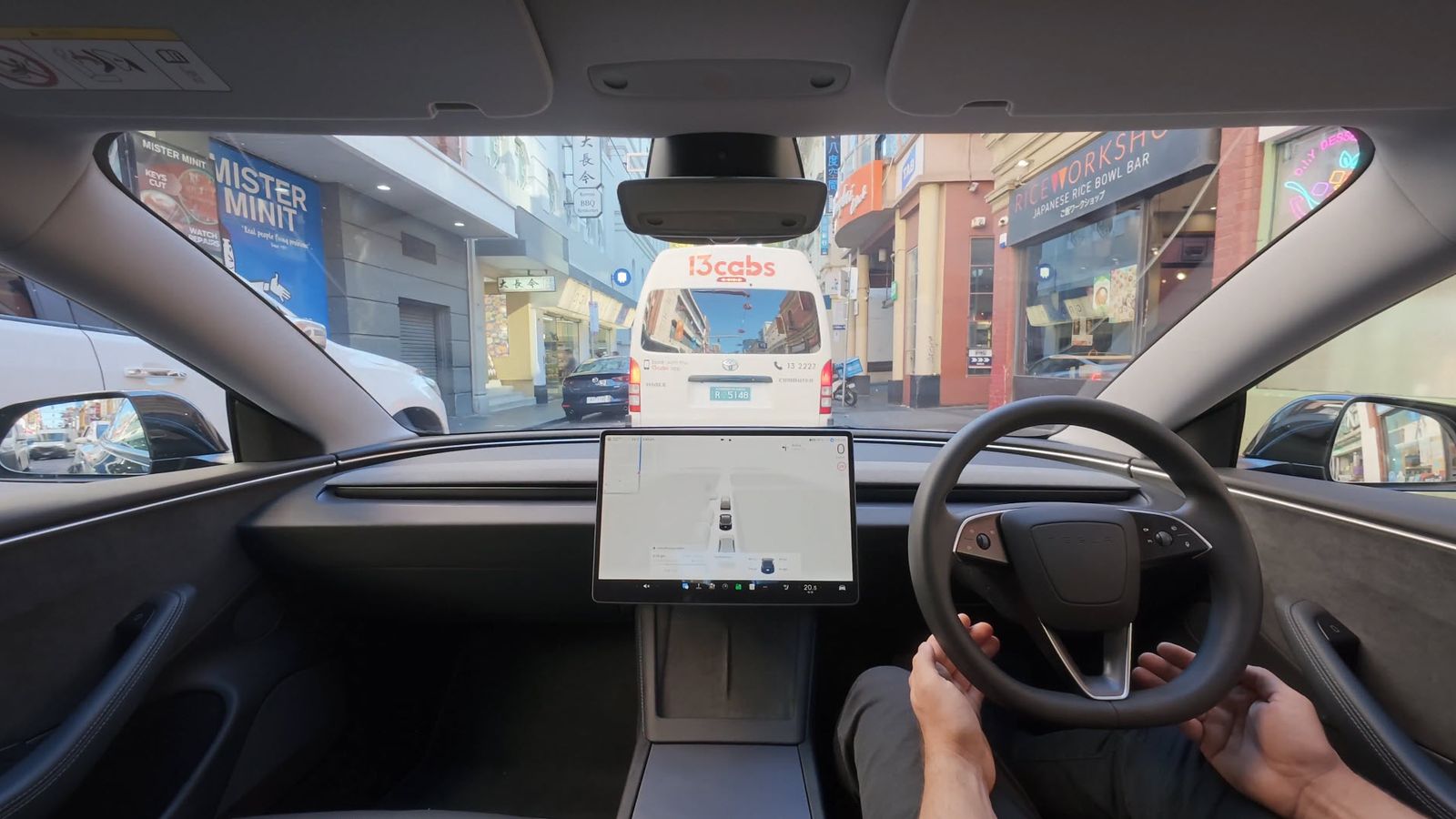 Tesla abre os dados na Oceania: FSD com 40% menos colisões