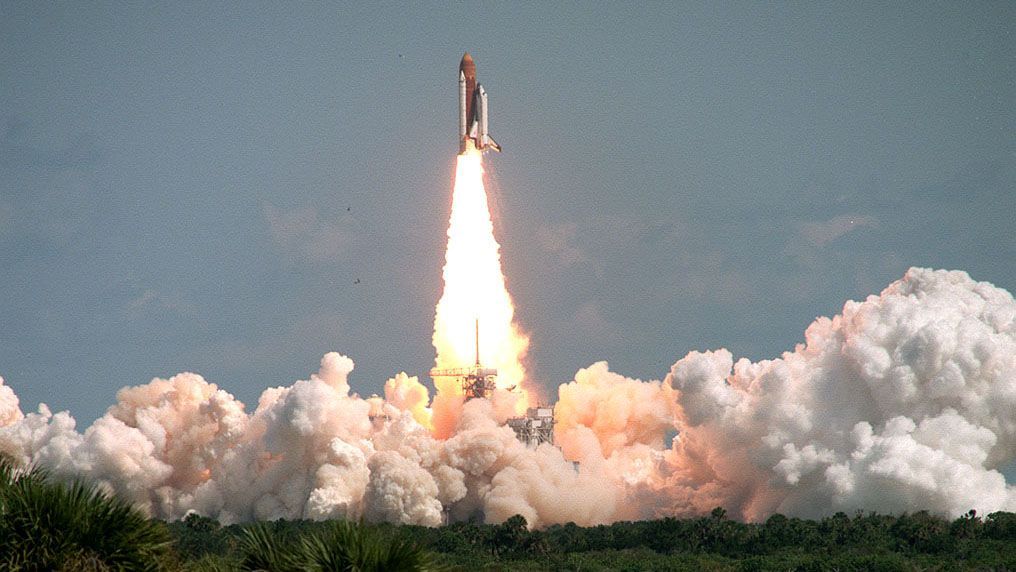 Cinzas de criador de Star Trek inauguram 'enterros espaciais'
