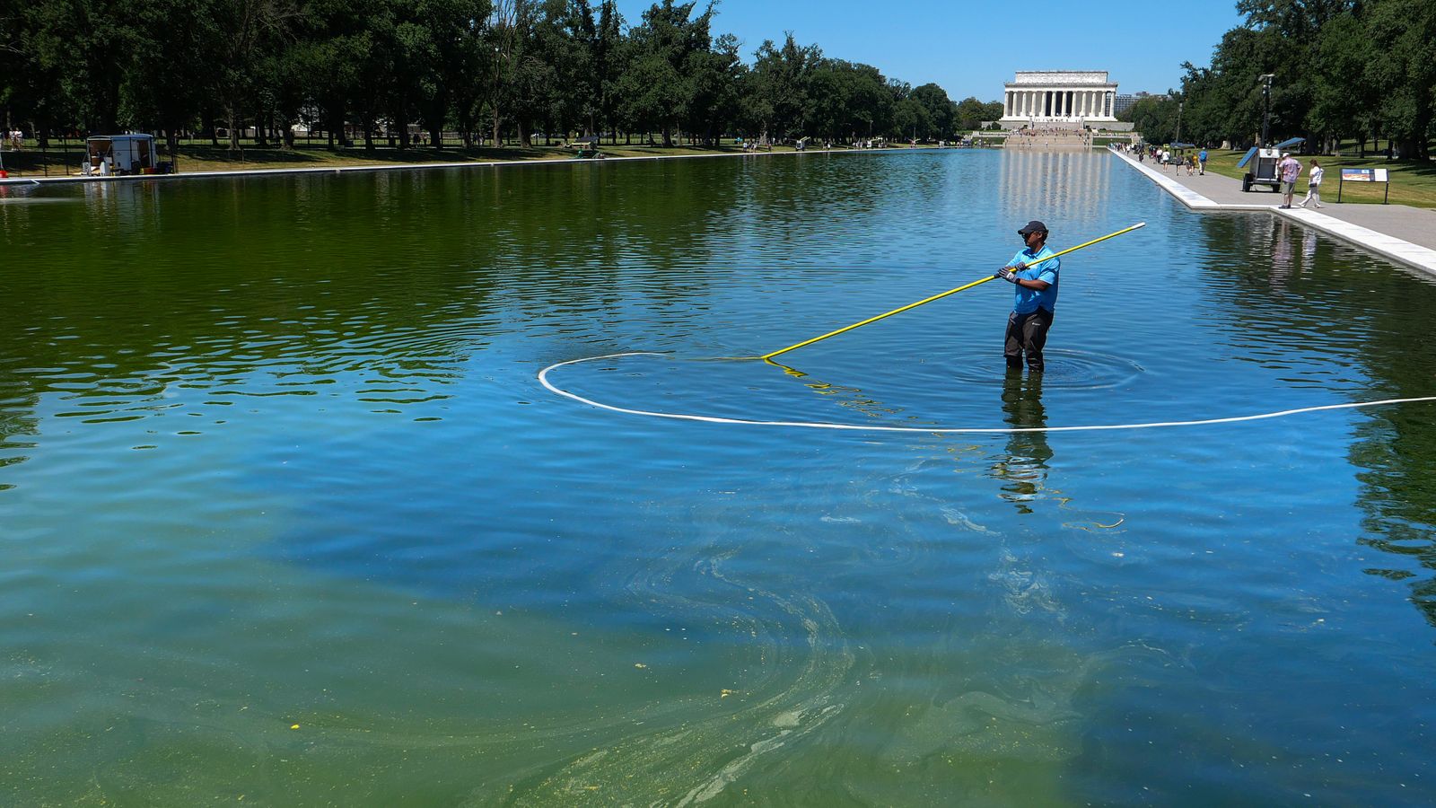 Fiasco do Reflecting Pool revela método de gestão de Donald Trump — e seus limites