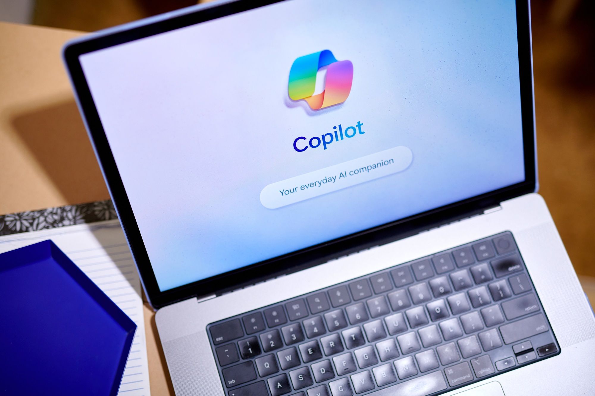 Microsoft abandona IA pessoal e foca Copilot em empresas