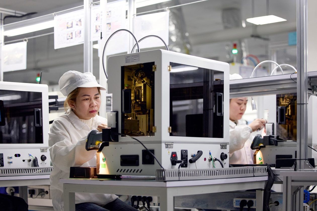 Apple vai à escola no Vietnã: o soft power na cadeia de produção