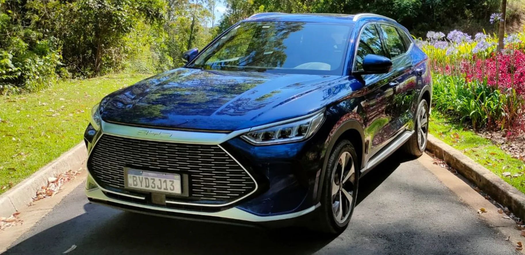BYD convoca 180 mil carros na China por falha em pedal de freio