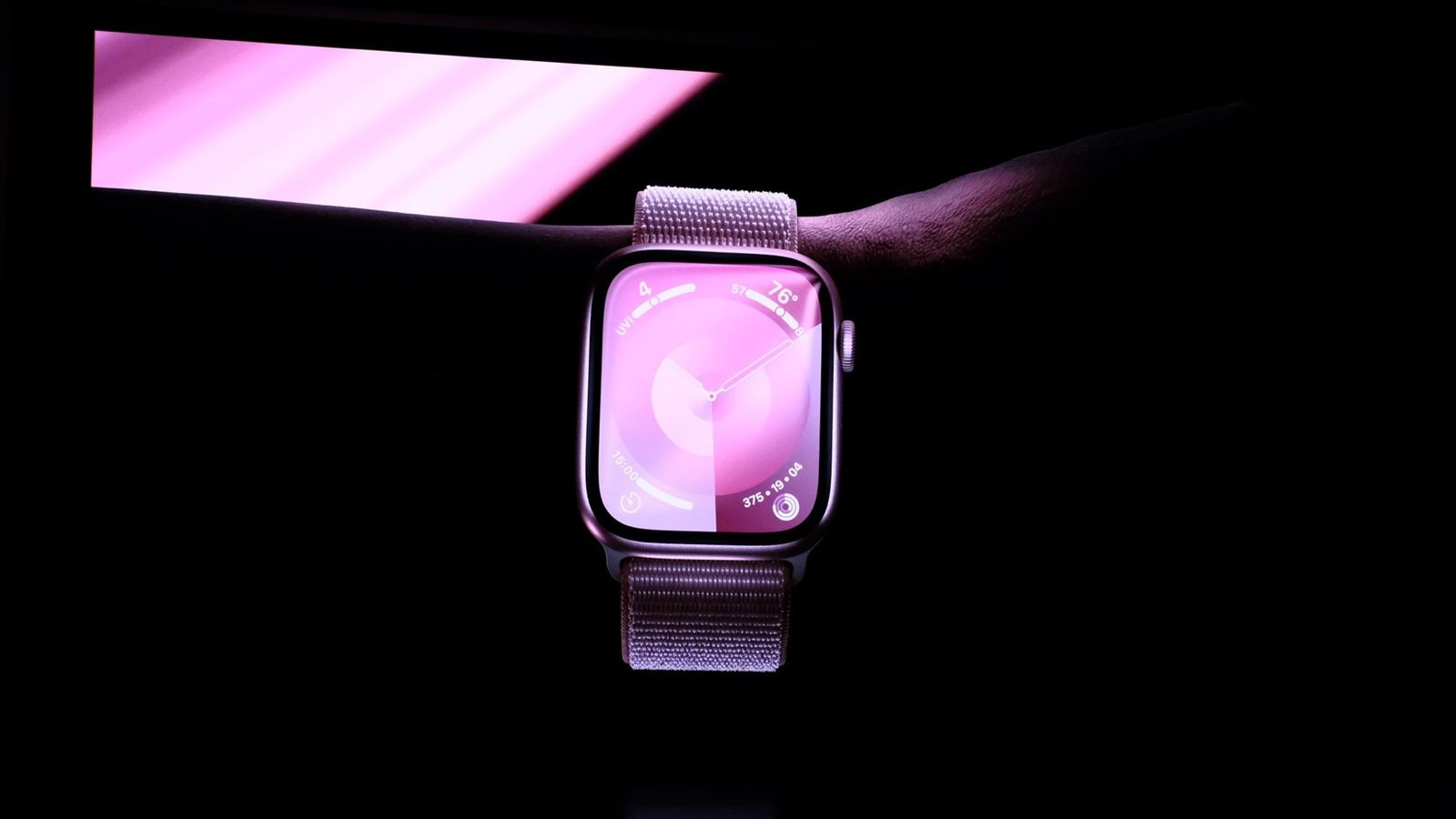 Apple encerra suporte a gerações recentes de iPad e Apple Watch — estratégia levanta críticas