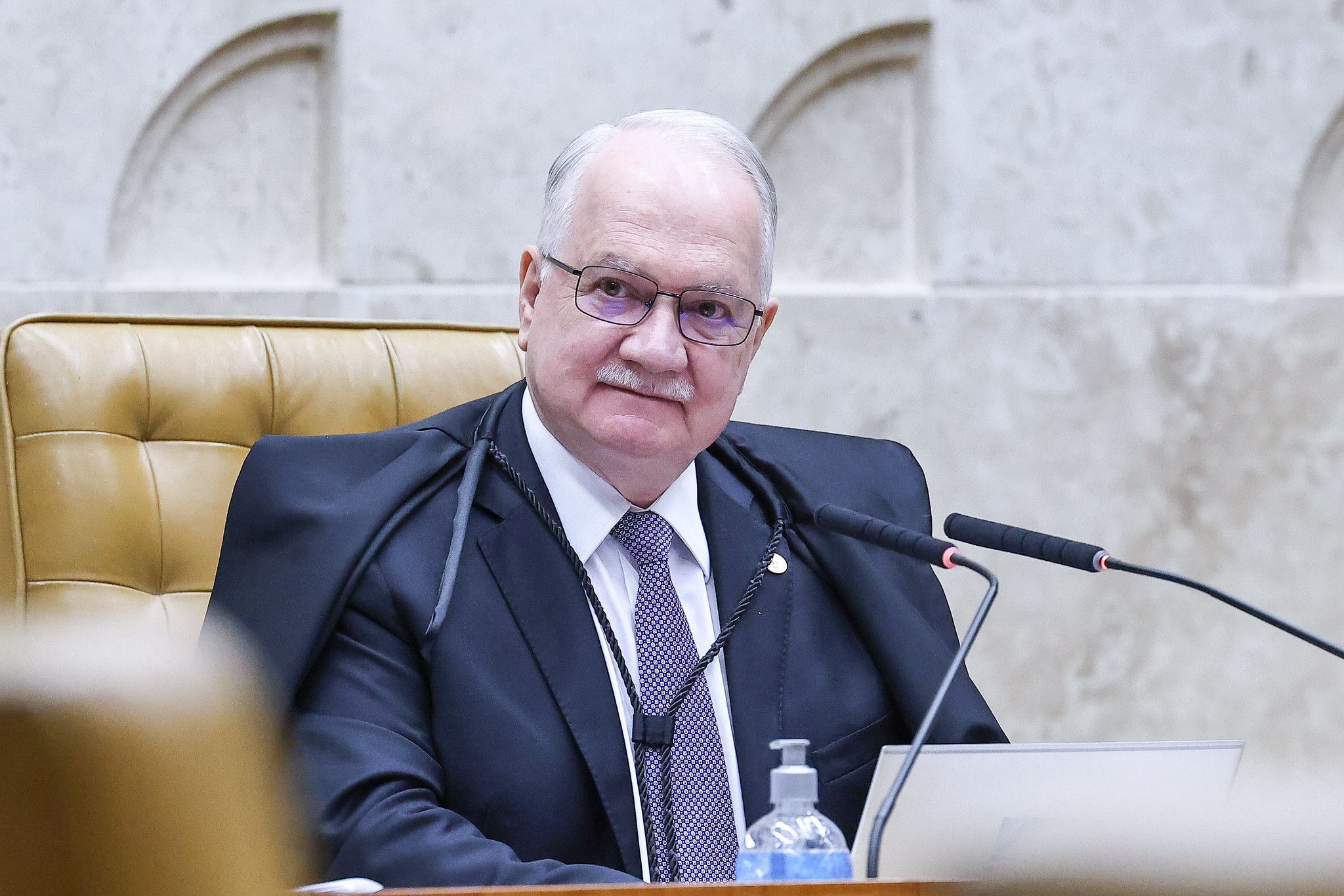 Fachin aciona CNJ e promete apuração rigorosa sobre precatórios