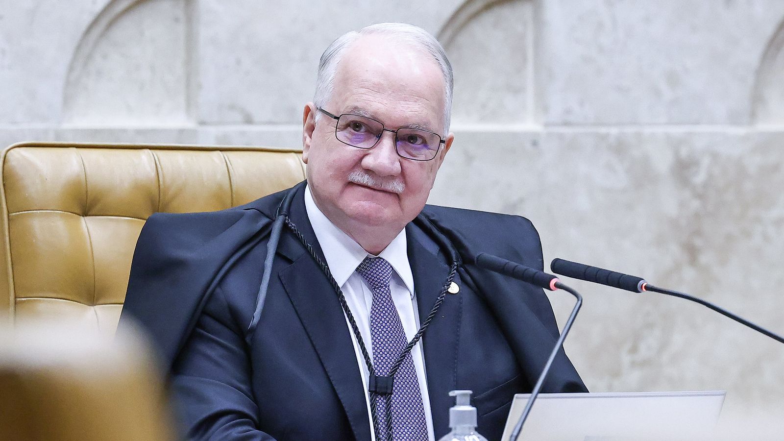 Fachin aciona CNJ e promete apuração rigorosa sobre precatórios