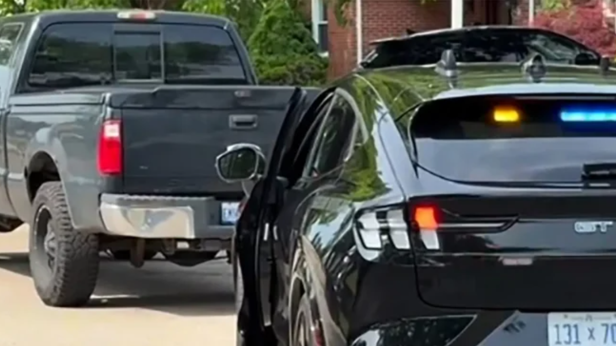 Polícia de Dearborn adota Mustang Mach-E disfarçado para coibir direção agressiva
