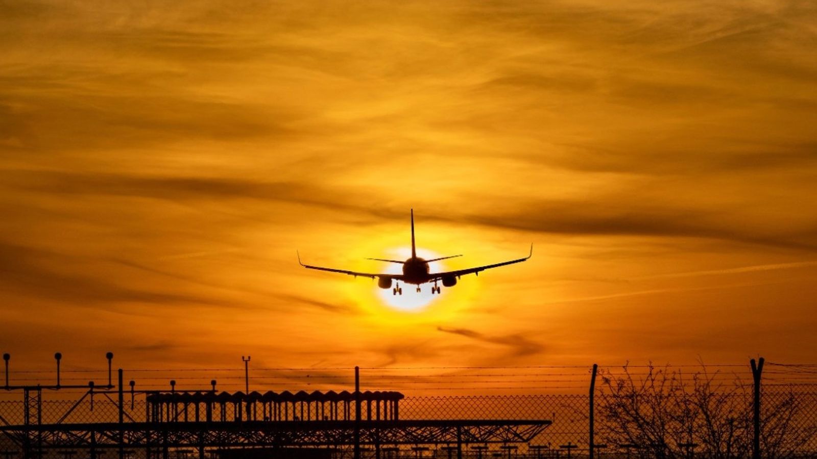 Aeroportos regionais da Espanha disparam saídas 281% com Vitoria na liderança