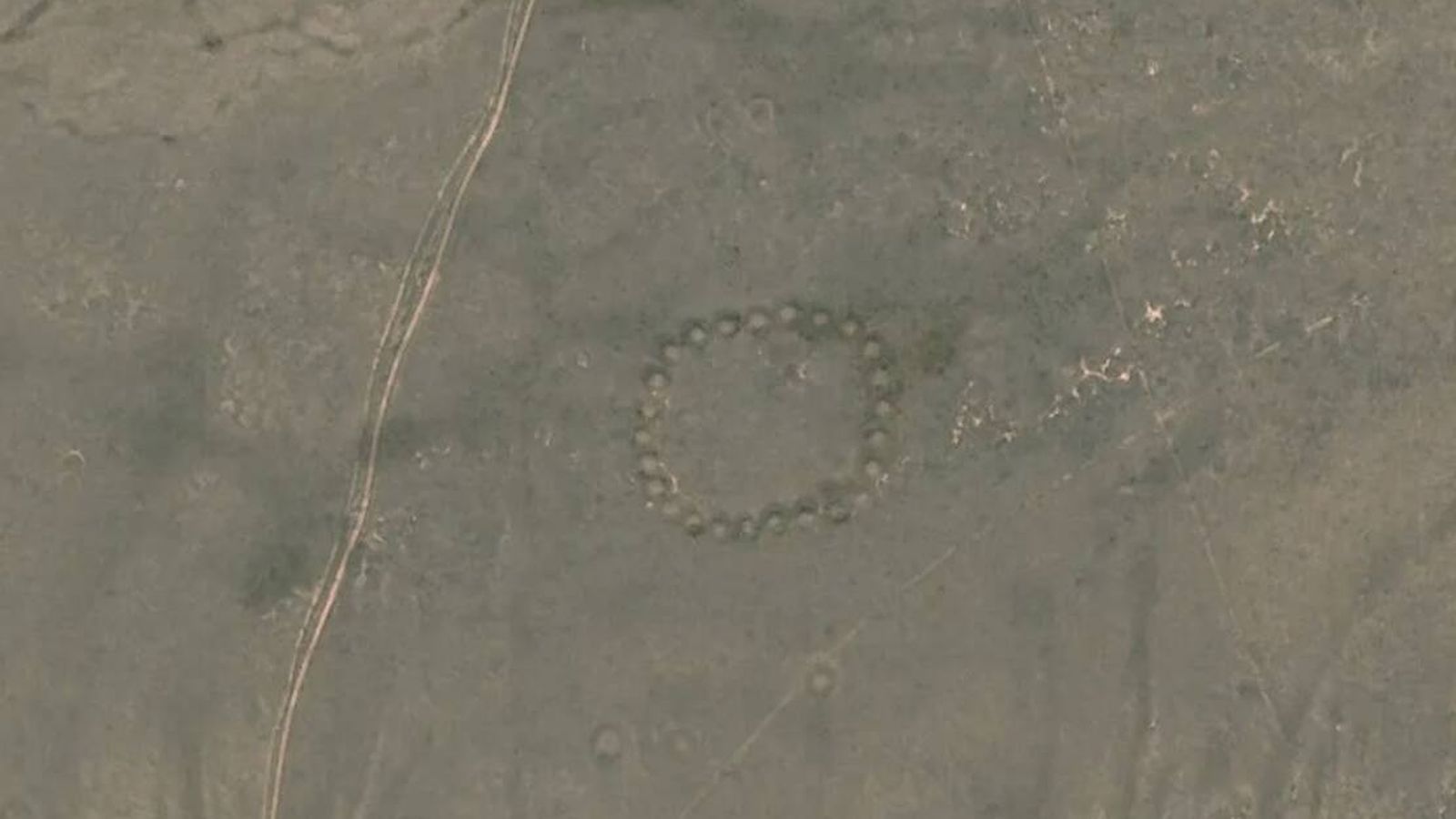 Google Earth revela geoglifos milenares no Cazaquistão — a nova fronteira da arqueologia digital