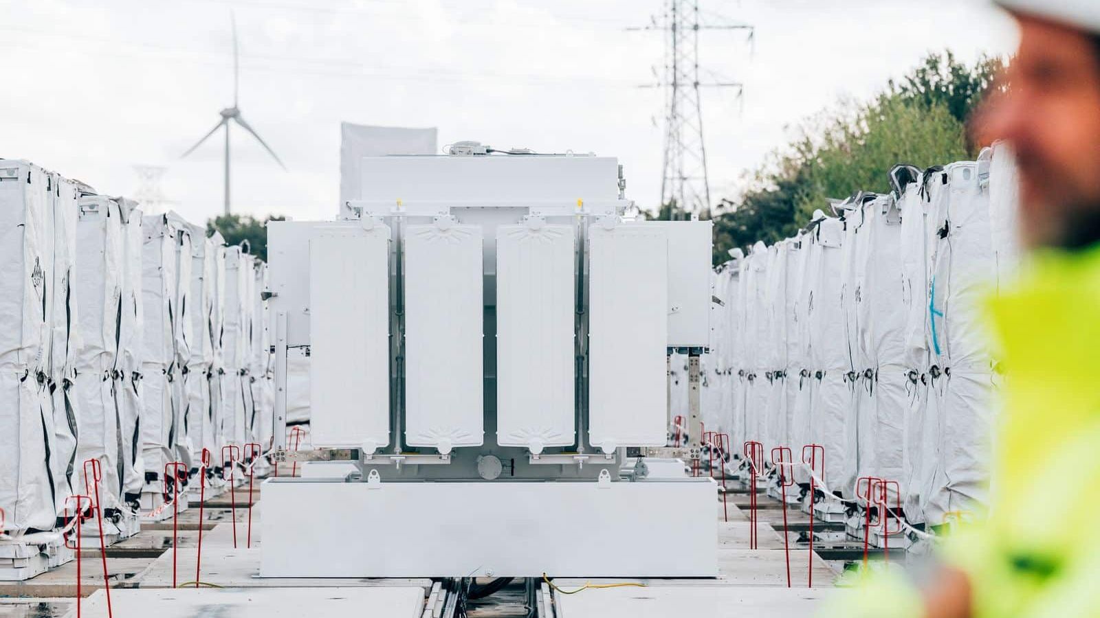 Tesla envia Megapacks para projeto de energia na Bélgica