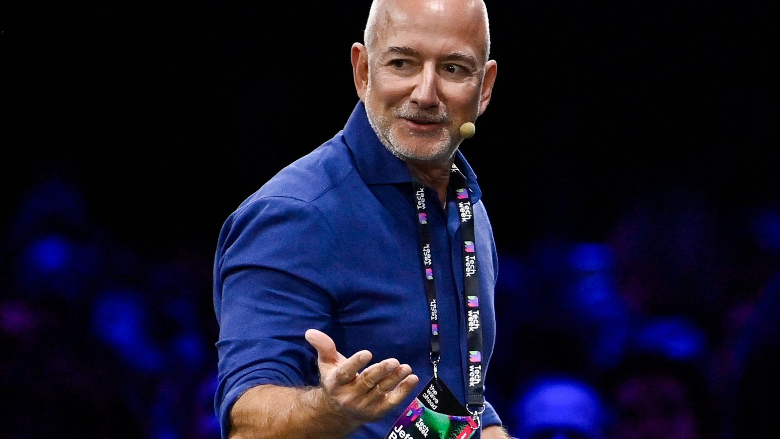 Bezos e Gates apostam: IA criará semana de trabalho de 3 dias