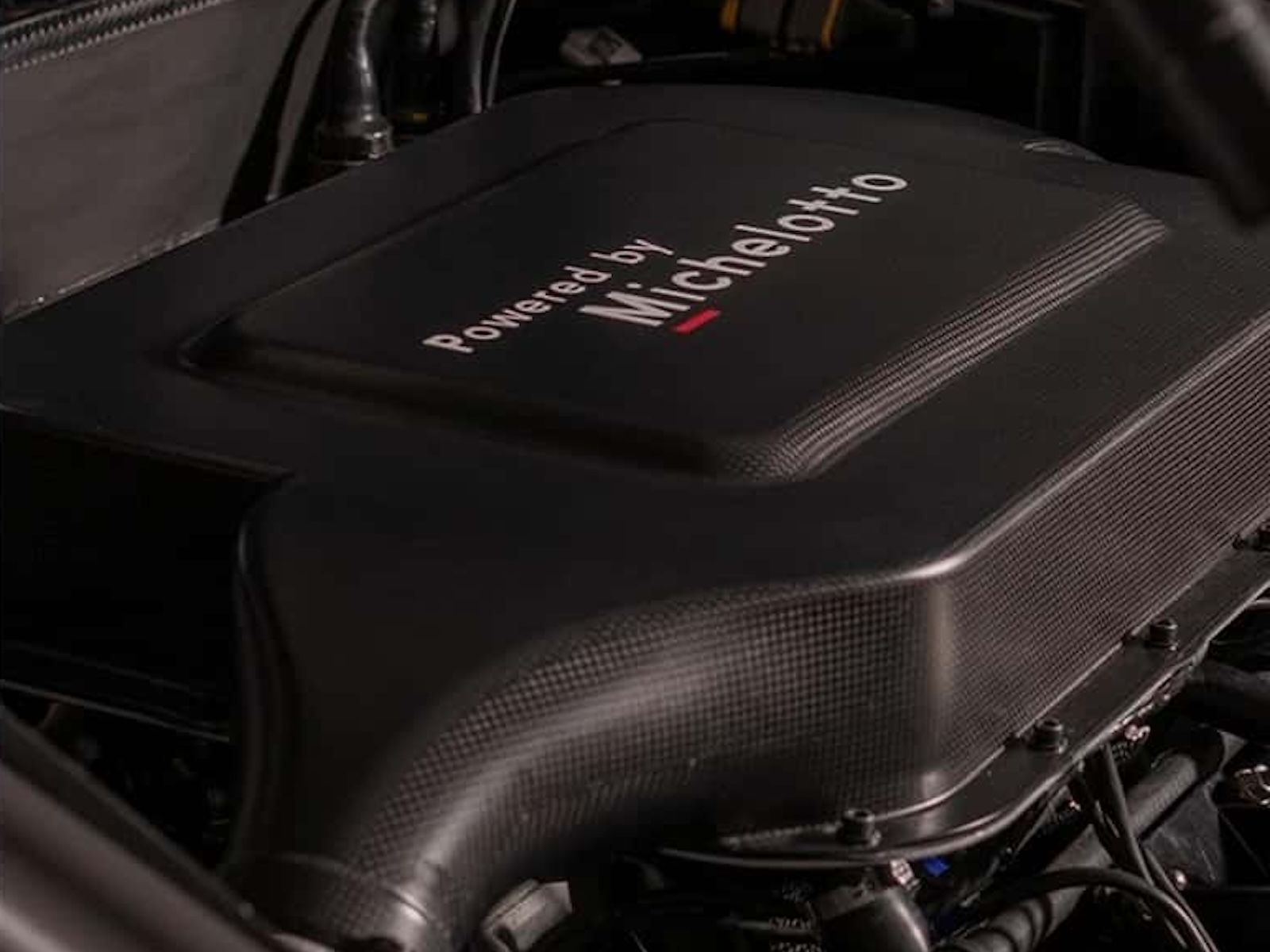 Michelotto recria Ferrari 308 GTB com chassi novo e 380 cv