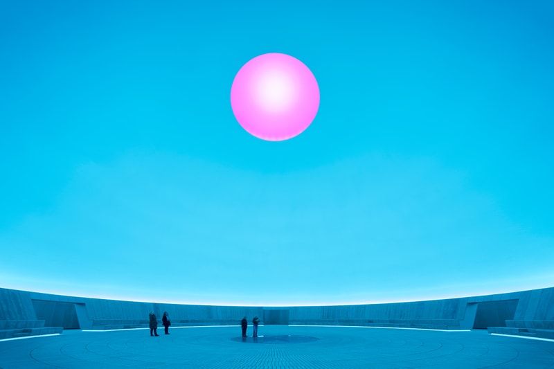 James Turrell inaugura maior Skyspace da carreira no museu ARoS na Dinamarca