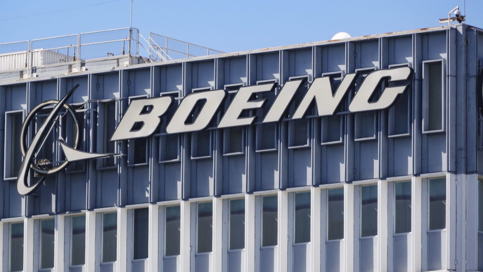 Boeing estuda elevar produção do 737 para 70 unidades mensais — o desafio da cadeia de suprimentos
