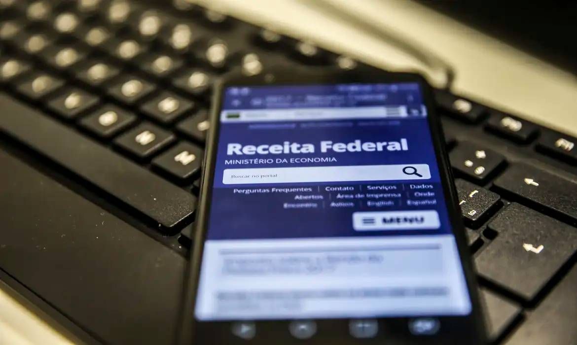 Receita Federal adota CNPJ alfanumérico — o que muda para o seu negócio