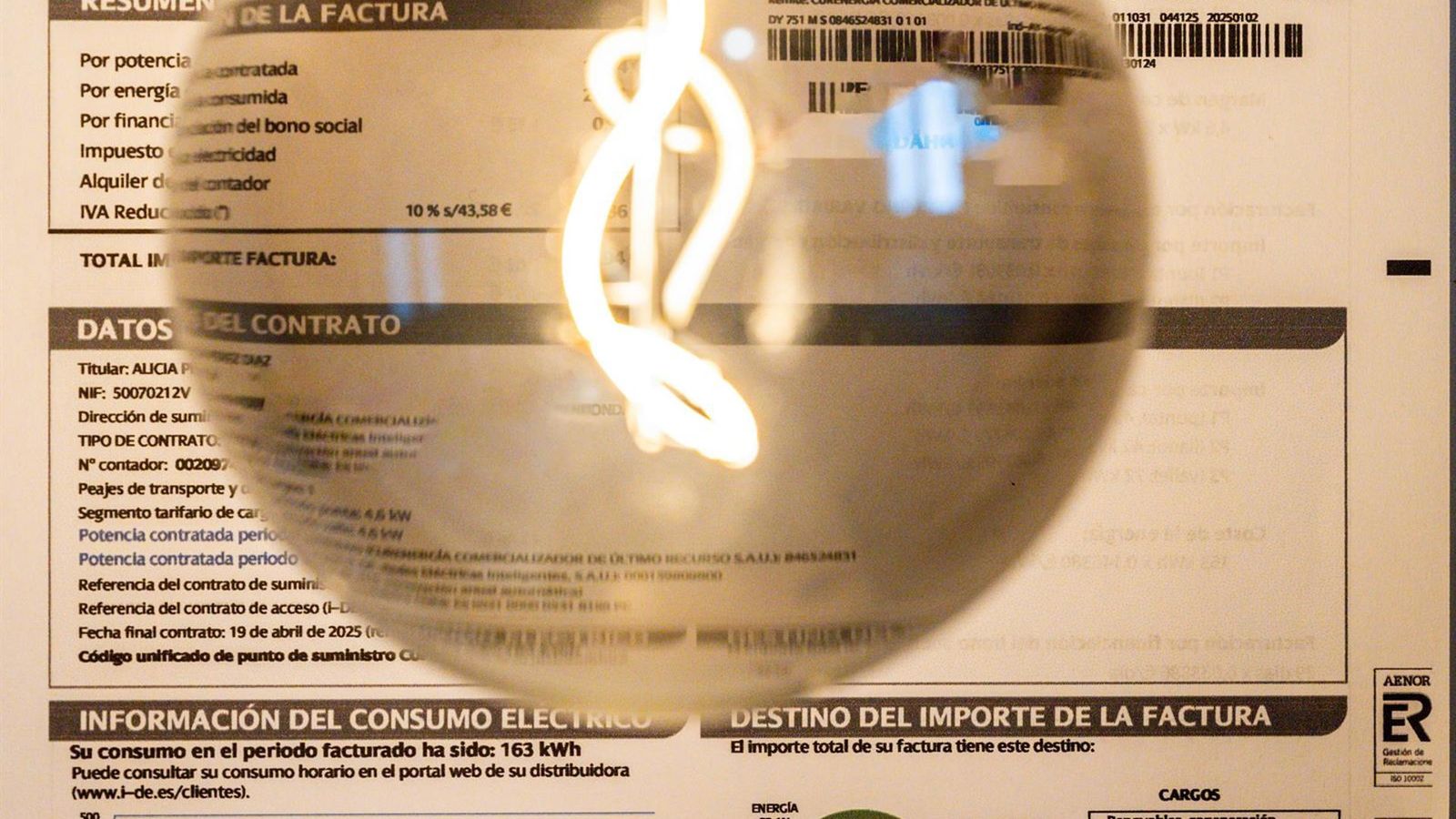 Espanha quer usar pressão social para reduzir consumo de energia nas casas