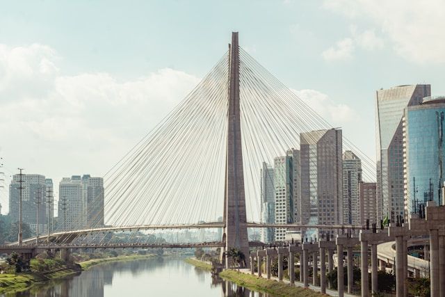 Feriado de 9 de julho altera dinâmica operacional em São Paulo