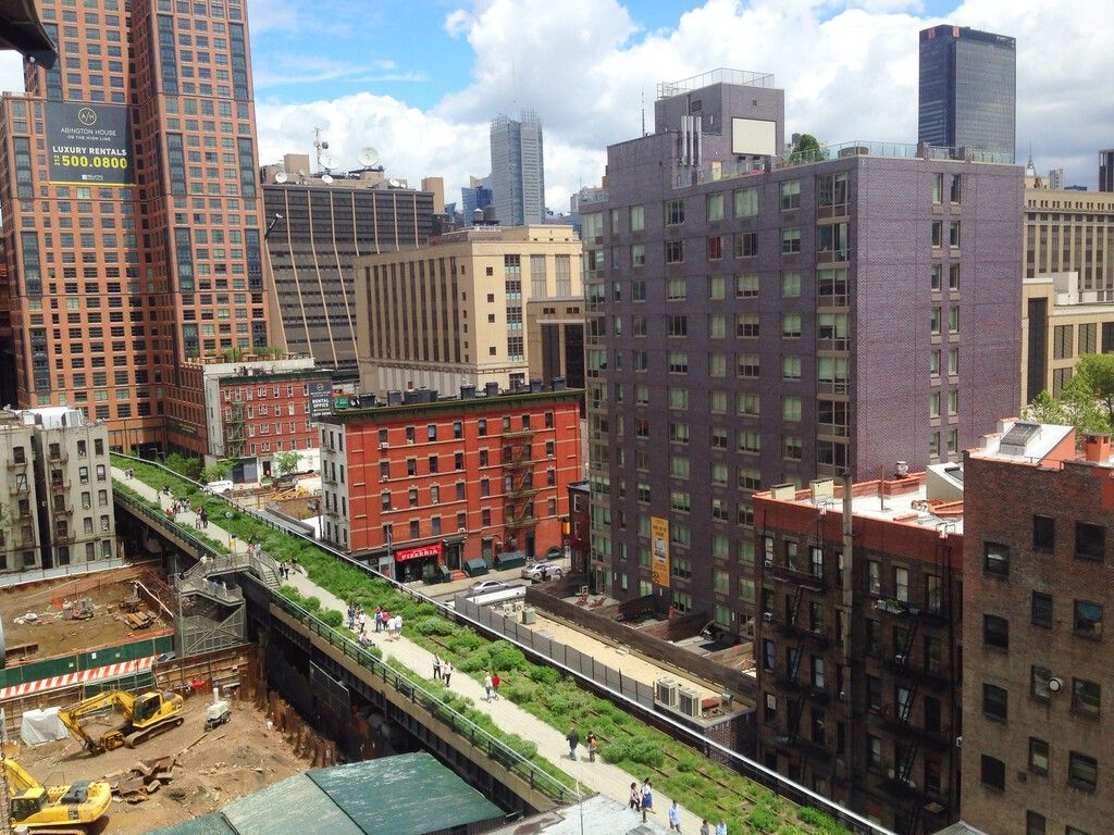 High Line: De vagões de pavos congelados a oásis verde em Nova York