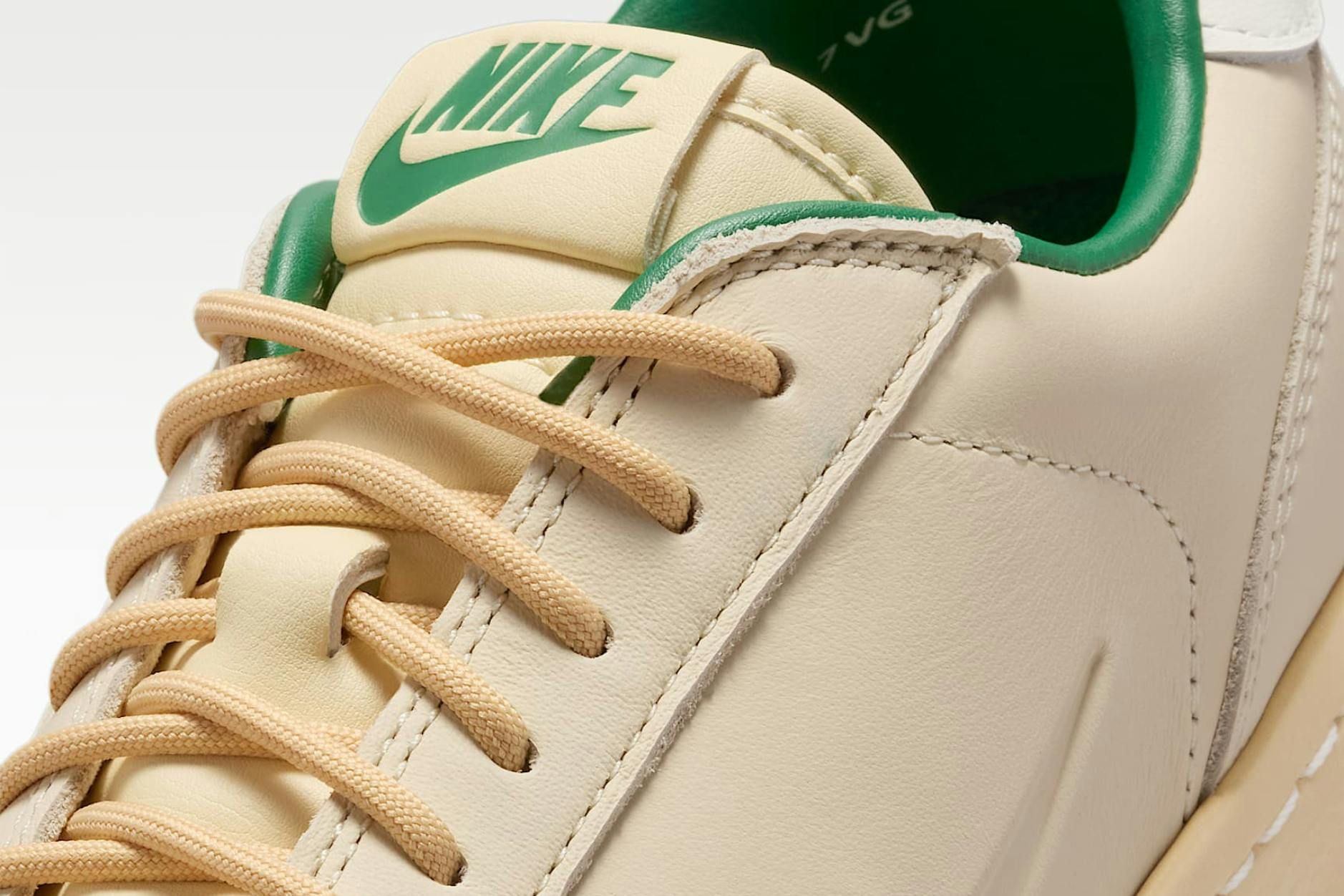 Nike aposta no minimalismo e retira Swoosh de novos modelos Field General