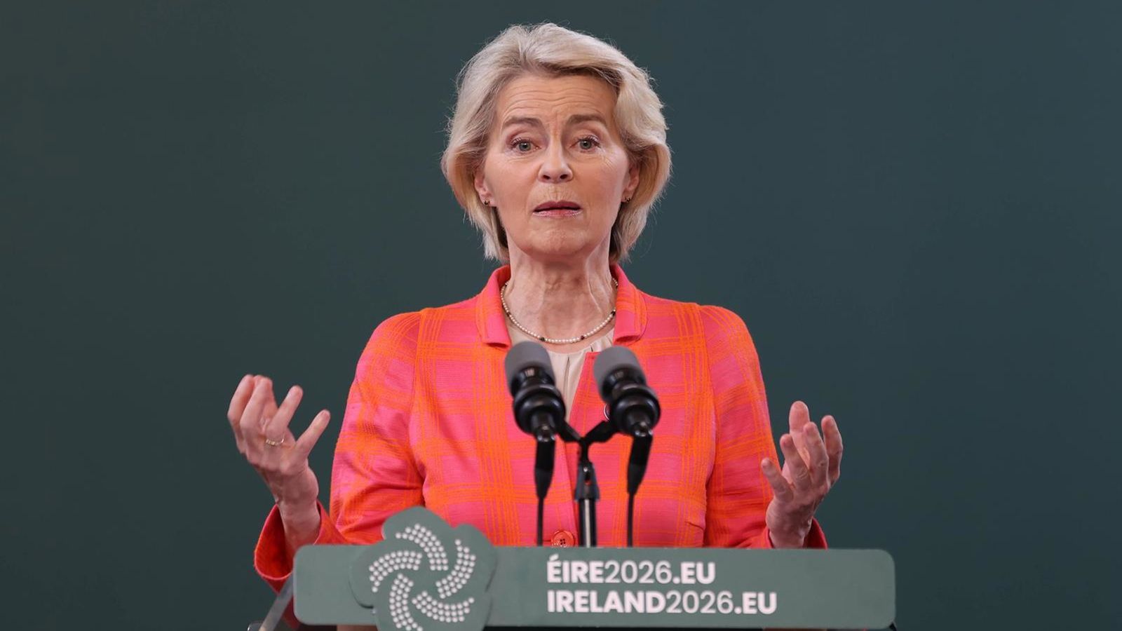 Von der Leyen mantém pressão sobre Pequim — UE prepara contraofensiva comercial
