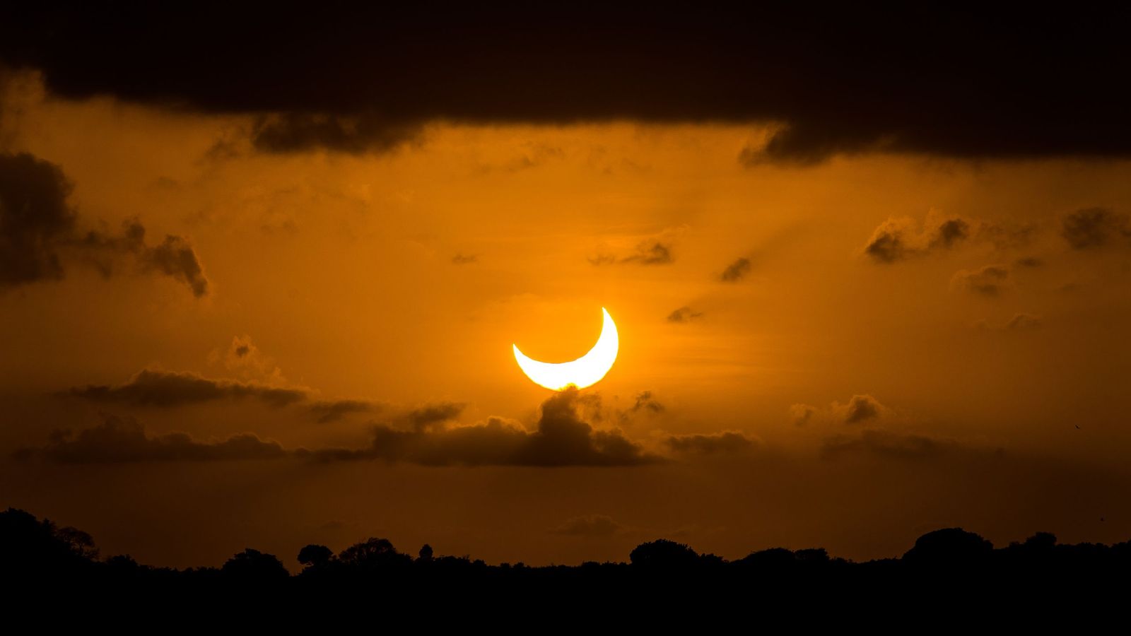 O eclipse que passará ao lado do Reino Unido