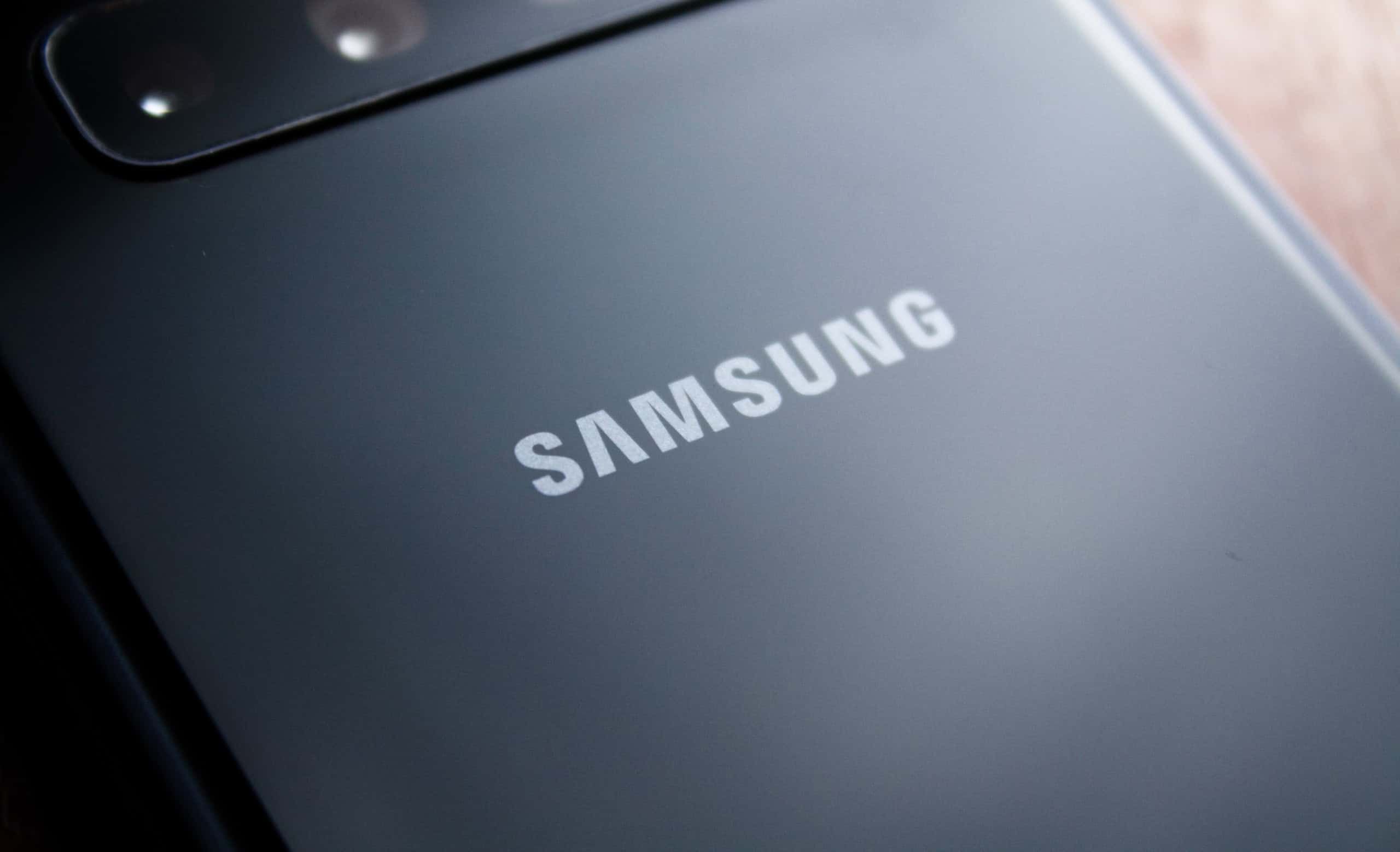 Samsung lança padrão UFS 5.0 — aposta para destravar IA local em celulares