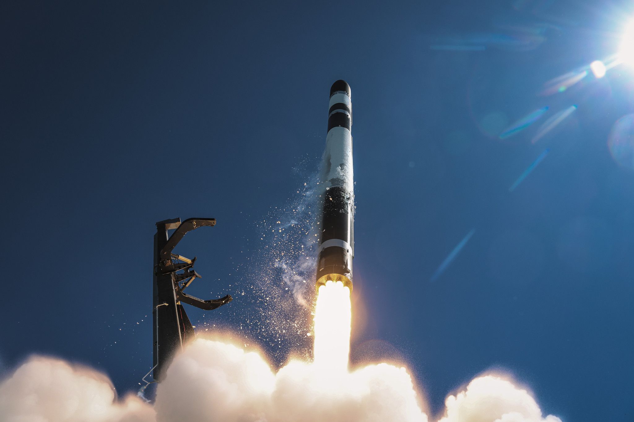 NASA seleciona Rocket Lab para três lançamentos do foguete Electron em 2027