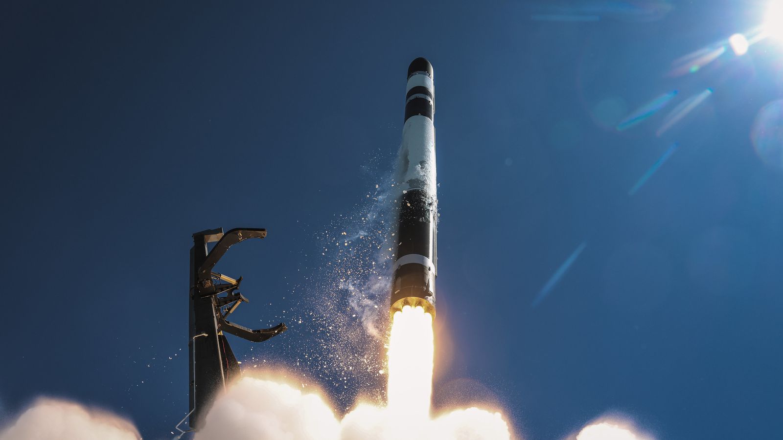 NASA seleciona Rocket Lab para três lançamentos do foguete Electron em 2027