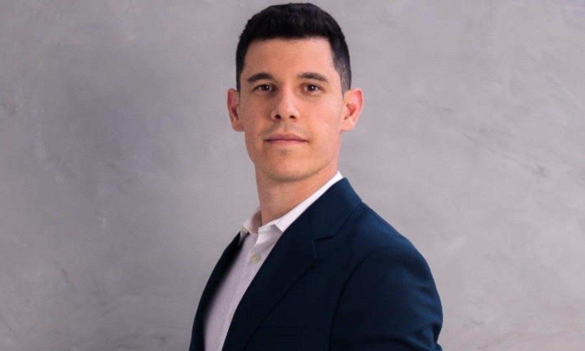 MP processa influenciador por discurso contra voto de pessoas pobres